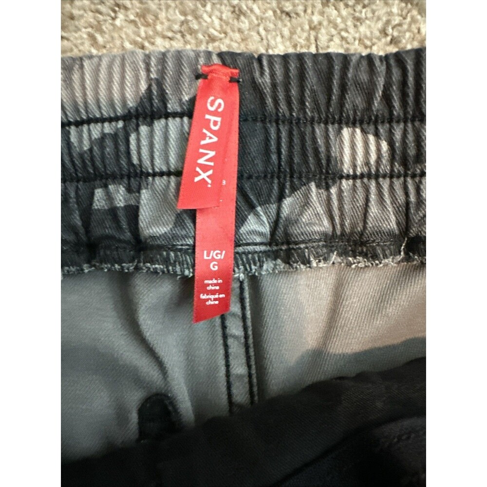 SPANX Stretch Twill Cargo Joggers Grey Camo Large Women’s. Casual Everyday - Picture 2 of 7